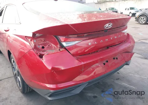 2023 Hyundai Elantra Sel z USA, uszkodzony, nr VIN KMHLS4AG4PU496638